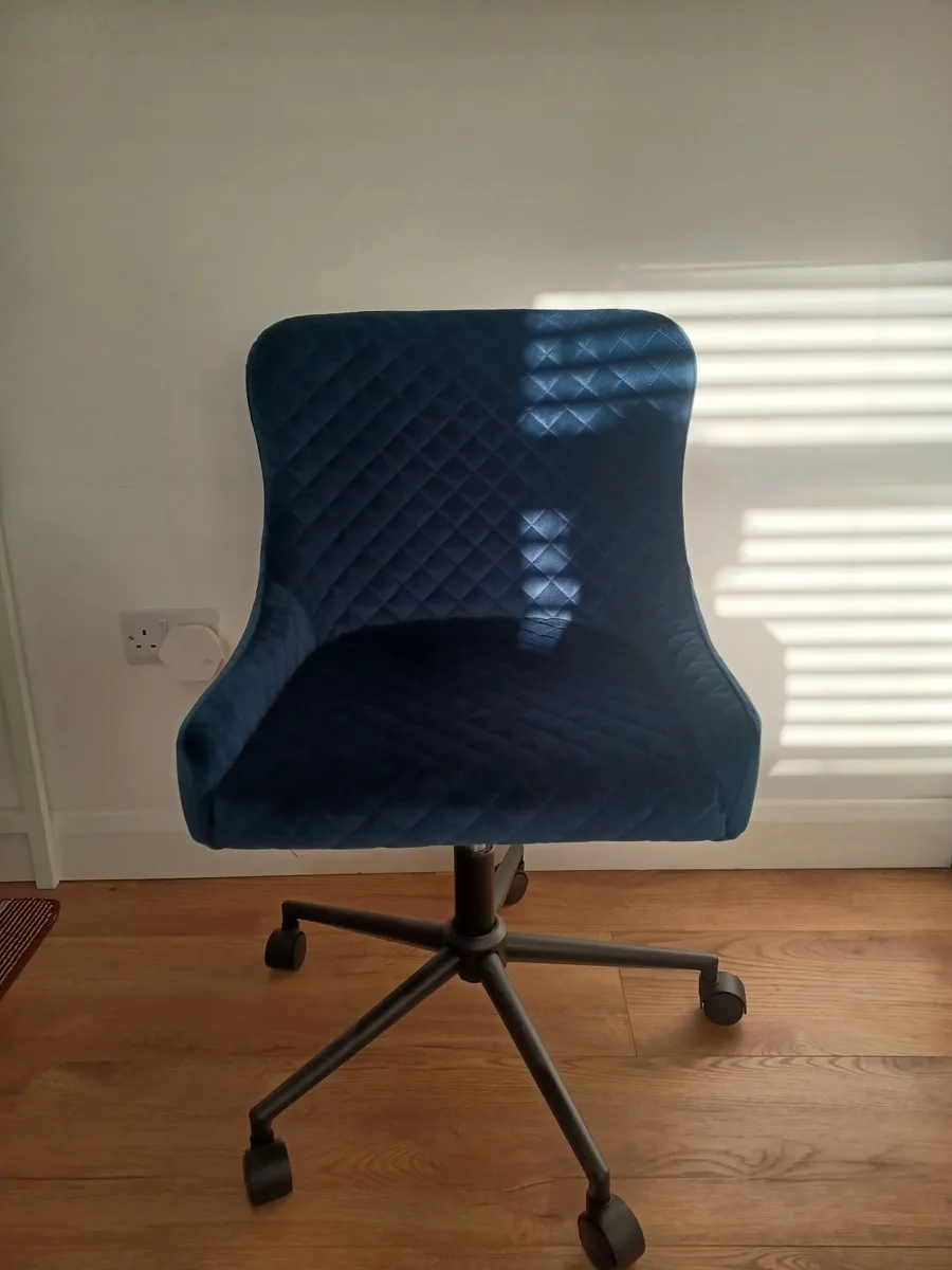 Desk chair - Image 2