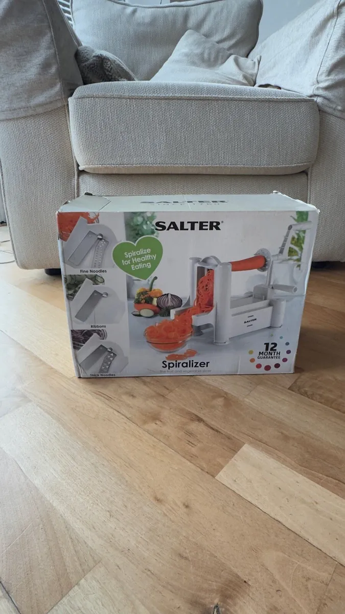 Salter Vegetable Spiralizer – Excellent Condition - Image 4