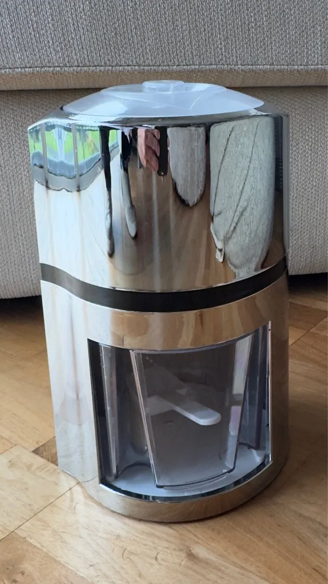 Manual Ice Crusher – Cocktails & Home Bar - Image 1