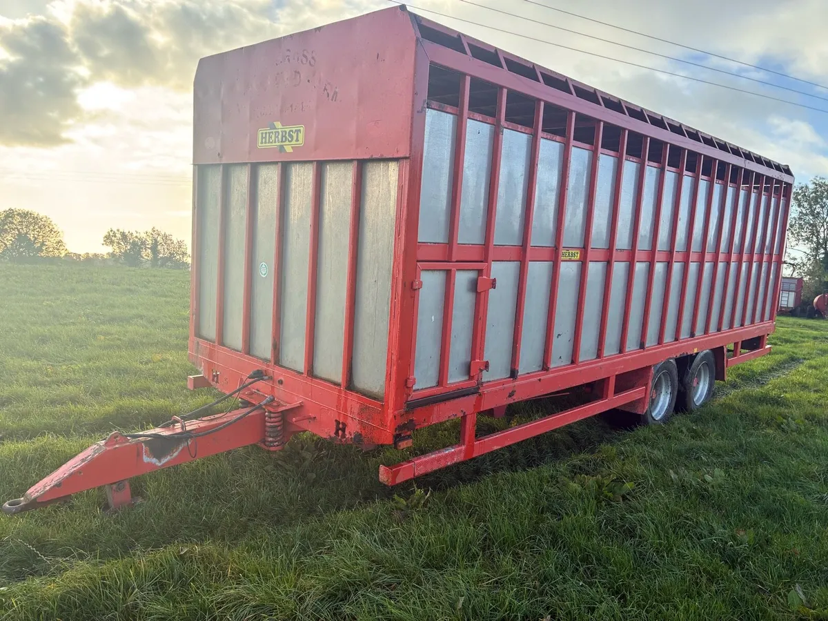 Herbst 26ft livestock trailer - Image 1