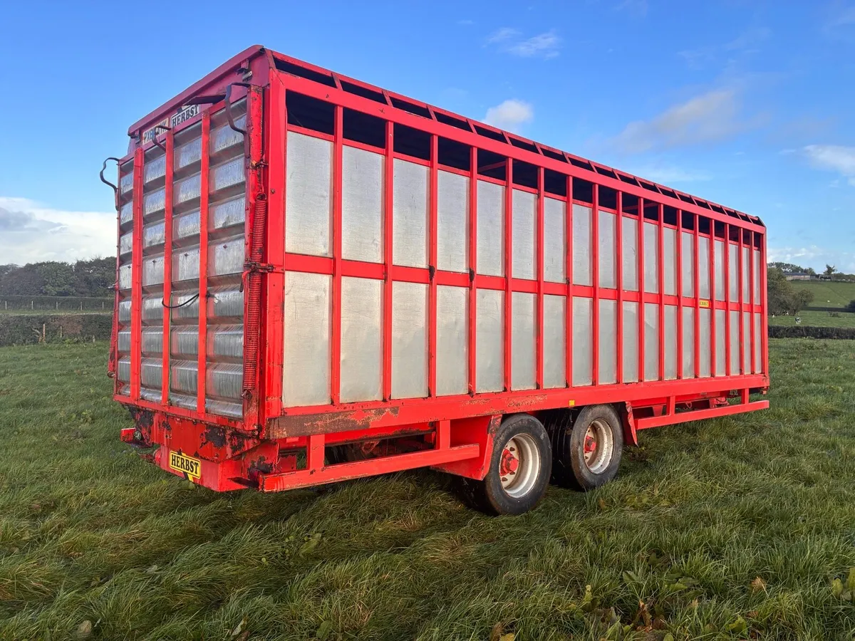 Herbst 26ft livestock trailer - Image 4