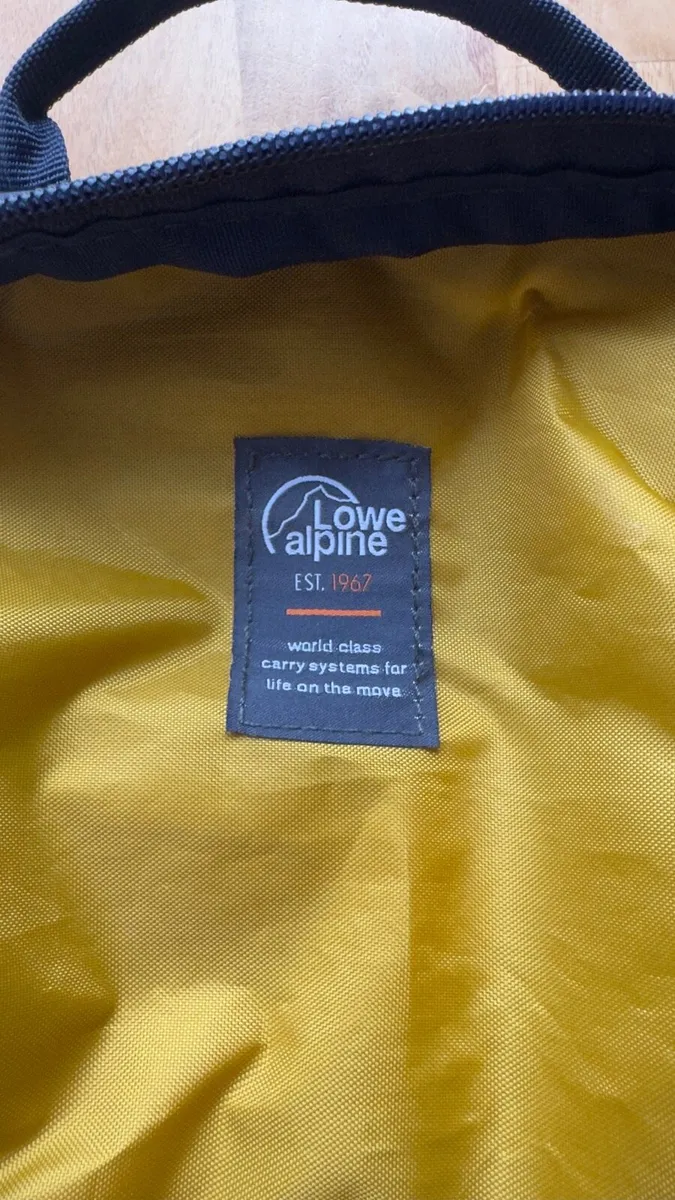 Lowe Alpine Active 18L Hiking Backpacks - New - Image 4