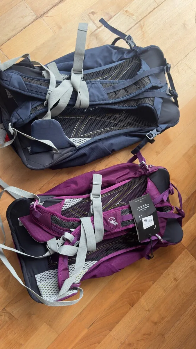Lowe Alpine Active 18L Hiking Backpacks - New - Image 2