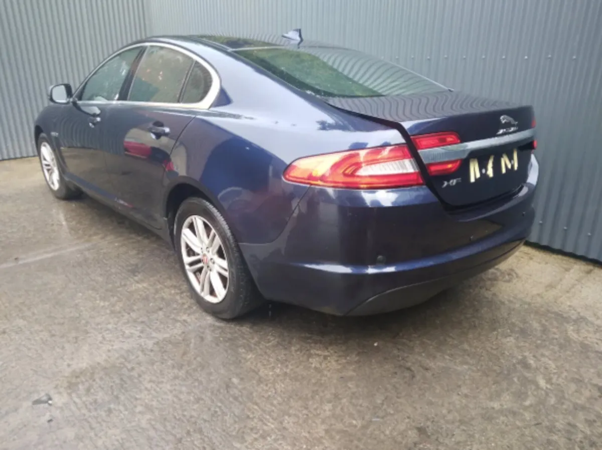 2008-2015 MK1 Jaguar XF For Breaking/Dismantling - Image 4