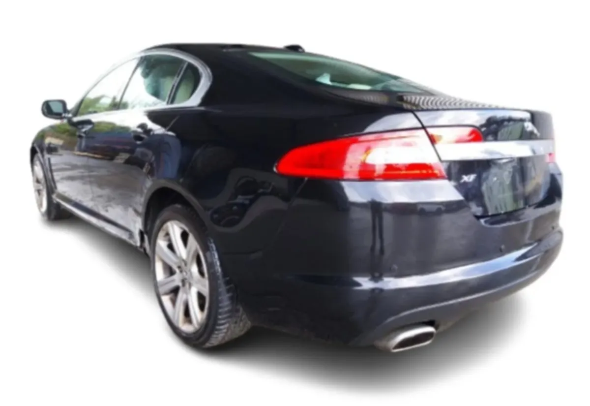 2008-2015 MK1 Jaguar XF For Breaking/Dismantling - Image 2