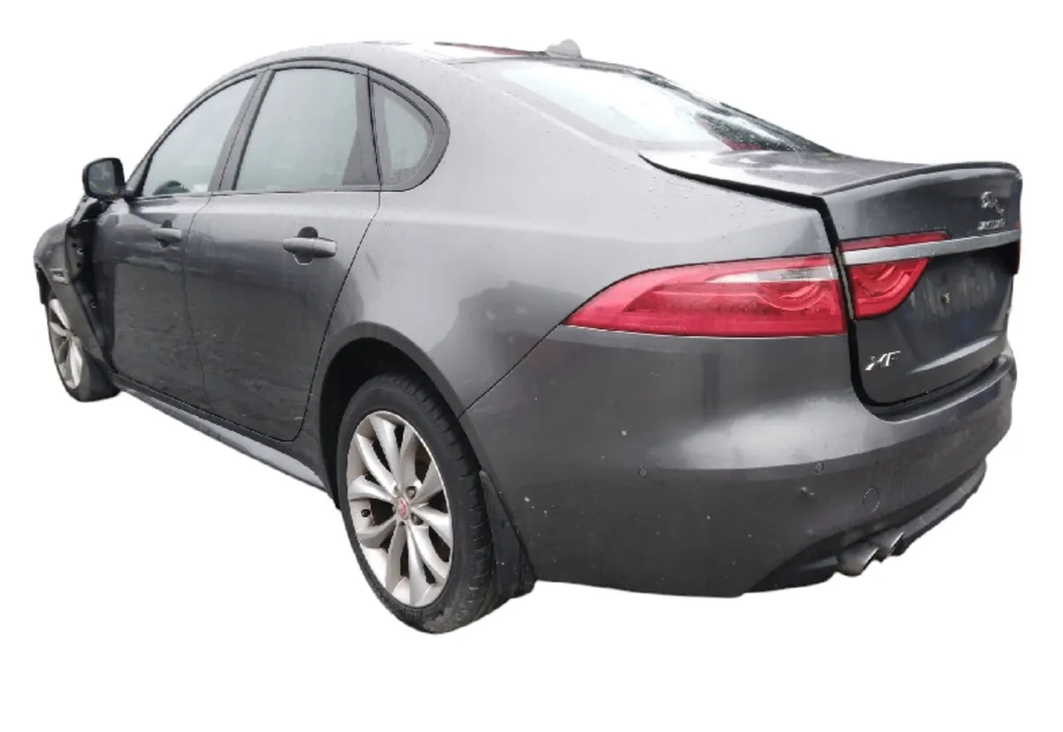 2015-2024 MK2 Jaguar XF For Breaking/Dismantling - Image 2