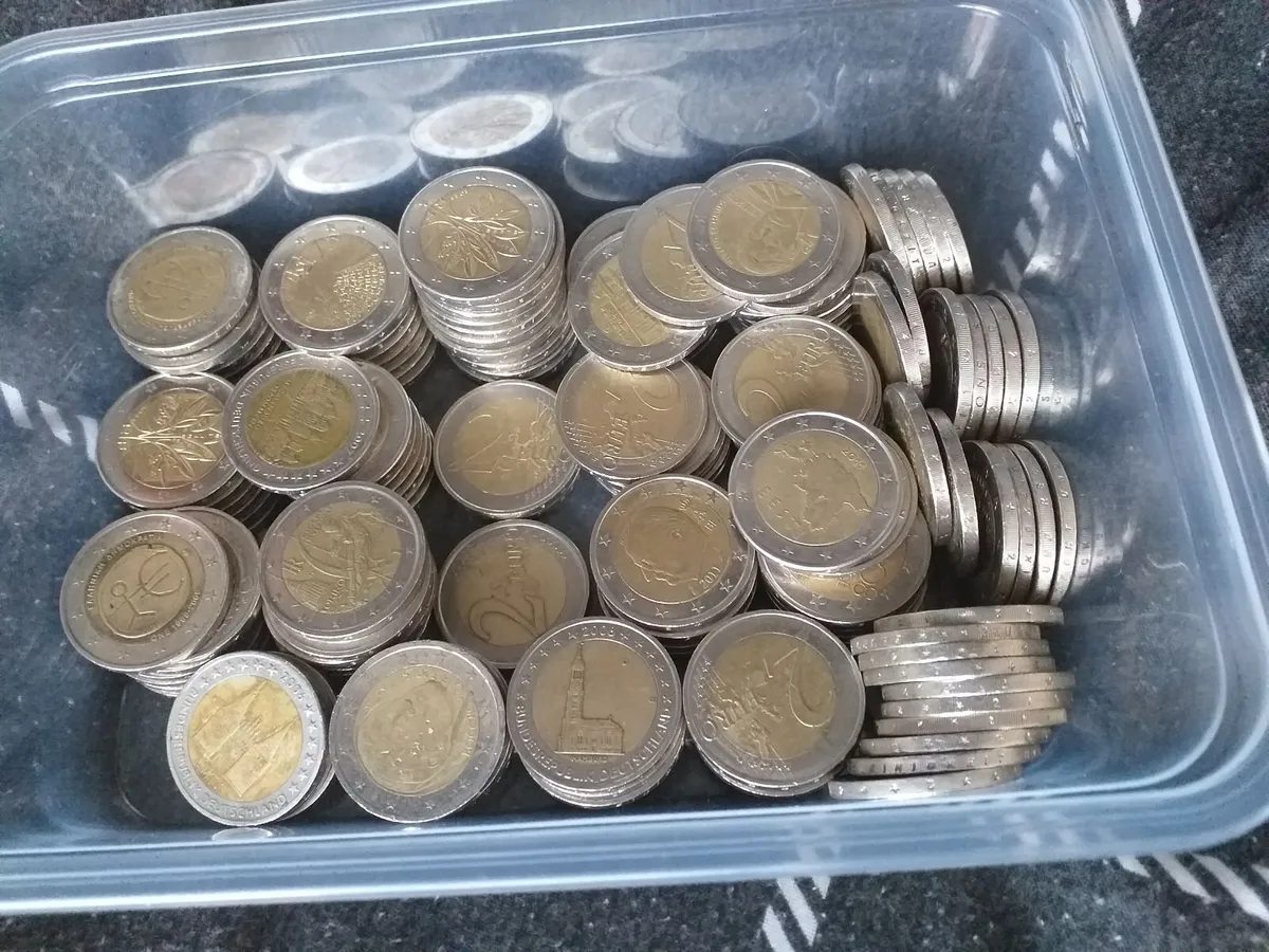 Collection of €2 Coins - Image 1