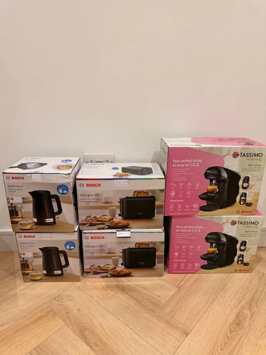 Bosch Kitchen Appliance Bundle 2 Kettles 2 Toasters and 2 Tassimo Coffee Machines - Image 1