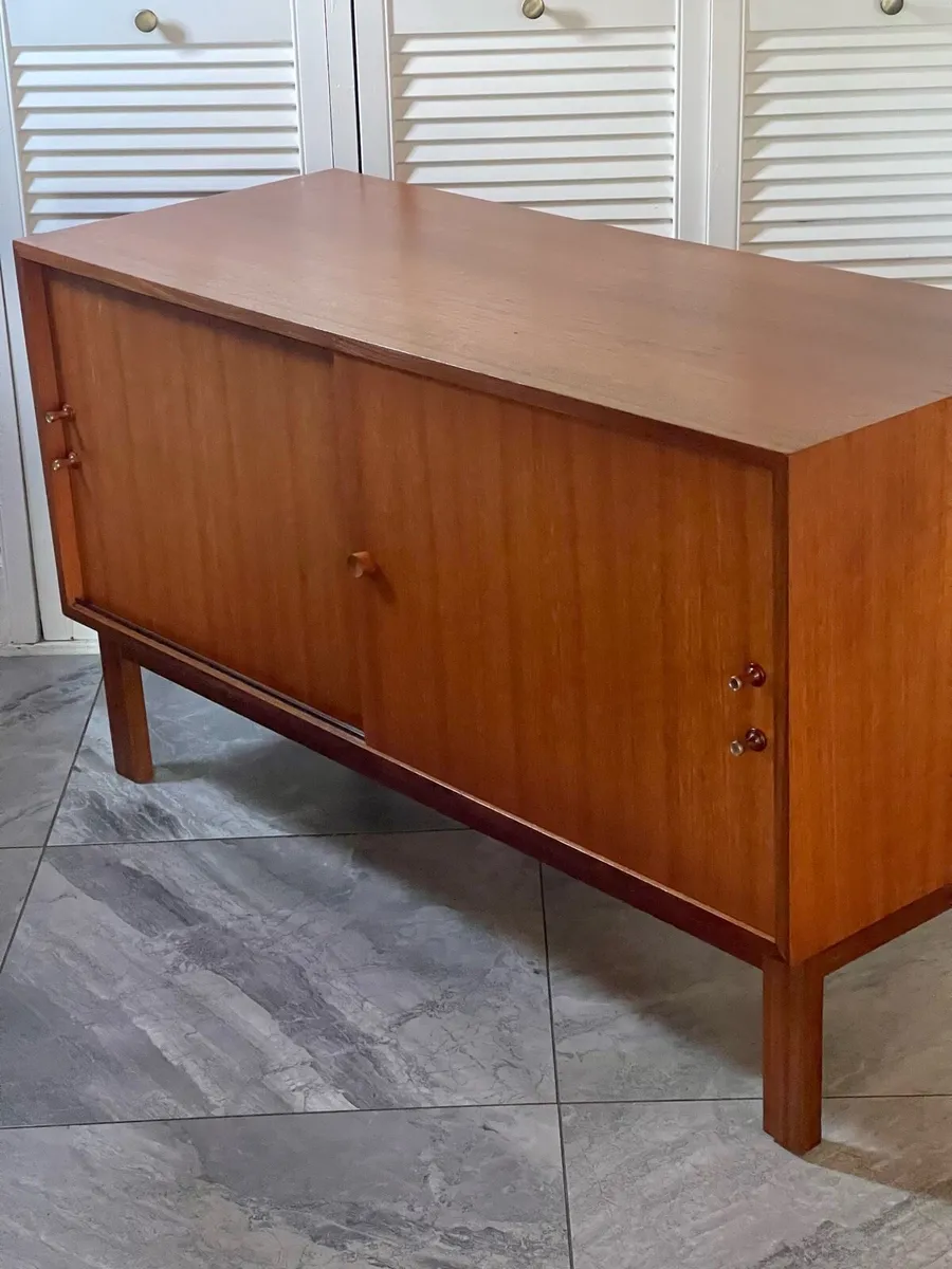 Mid century sideboard - Image 4