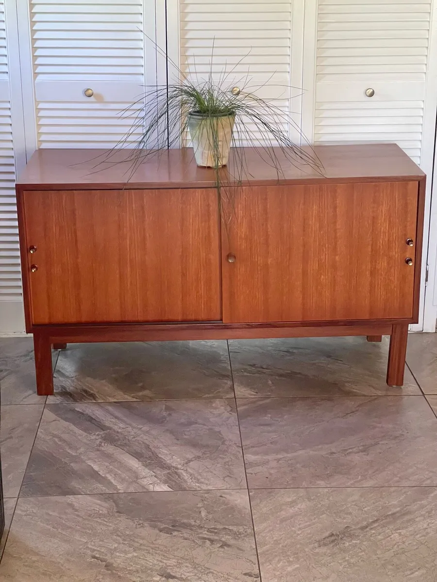 Mid century sideboard - Image 2