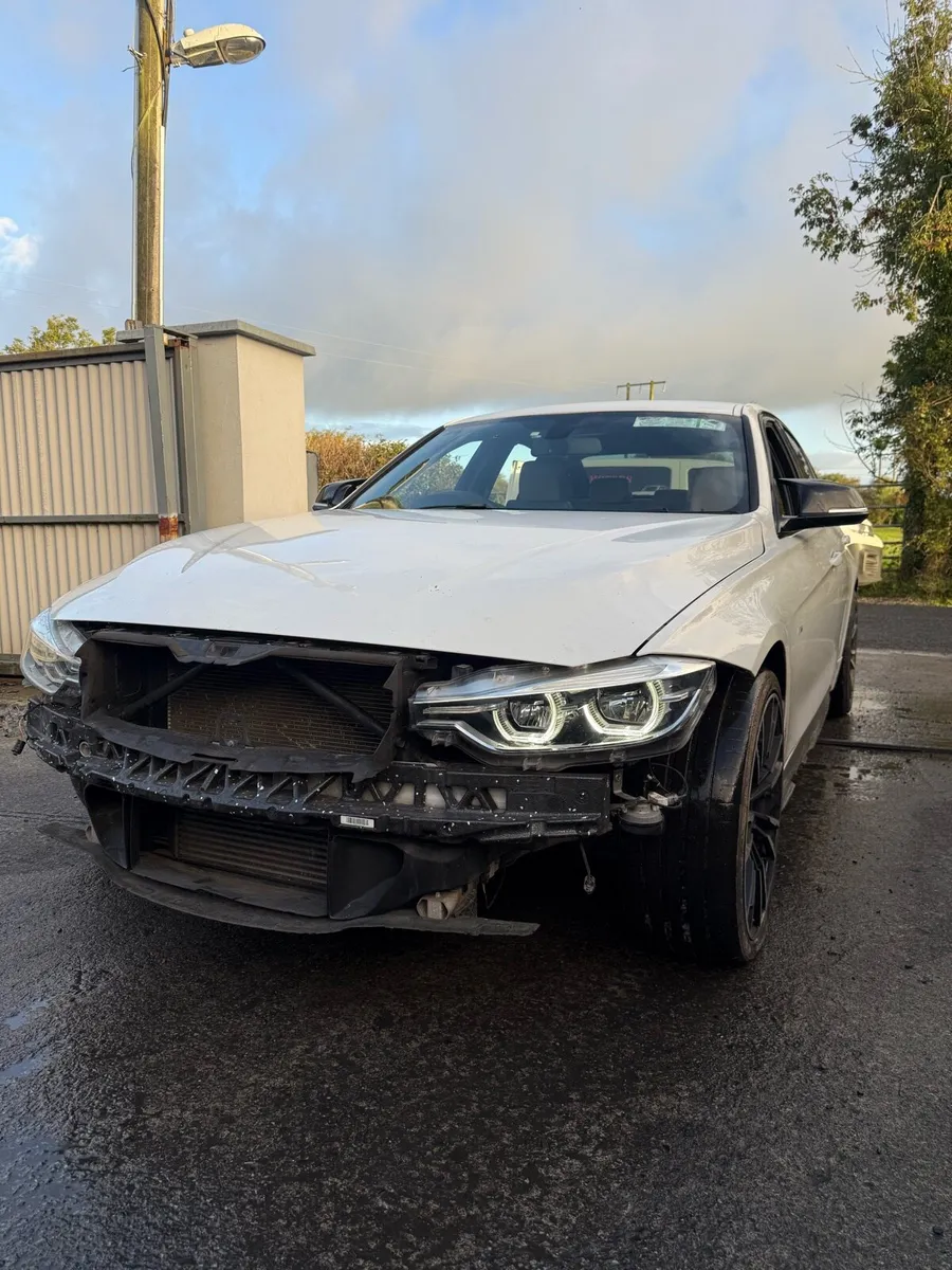 2017 BMW F30 318d M-Sport - Image 2