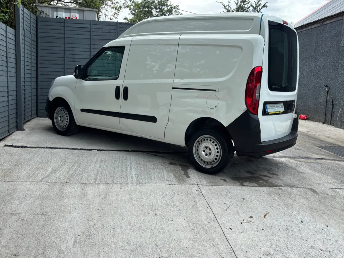 FIAT DOBLO-LOW KM- NEW CVRT - Image 3