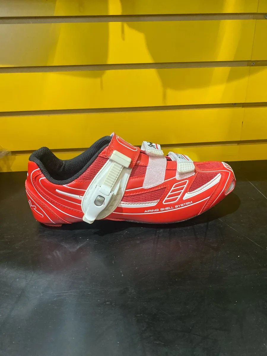 Bicycle shoe - Image 1
