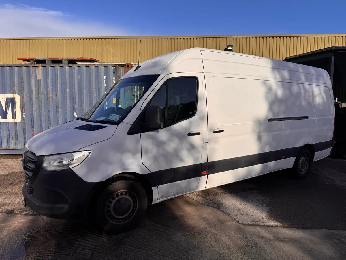 Mercedes Sprinter - Image 1