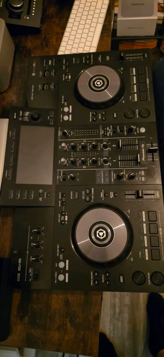 Pioneer DJ XDJ-RR DJ Controller - Image 3