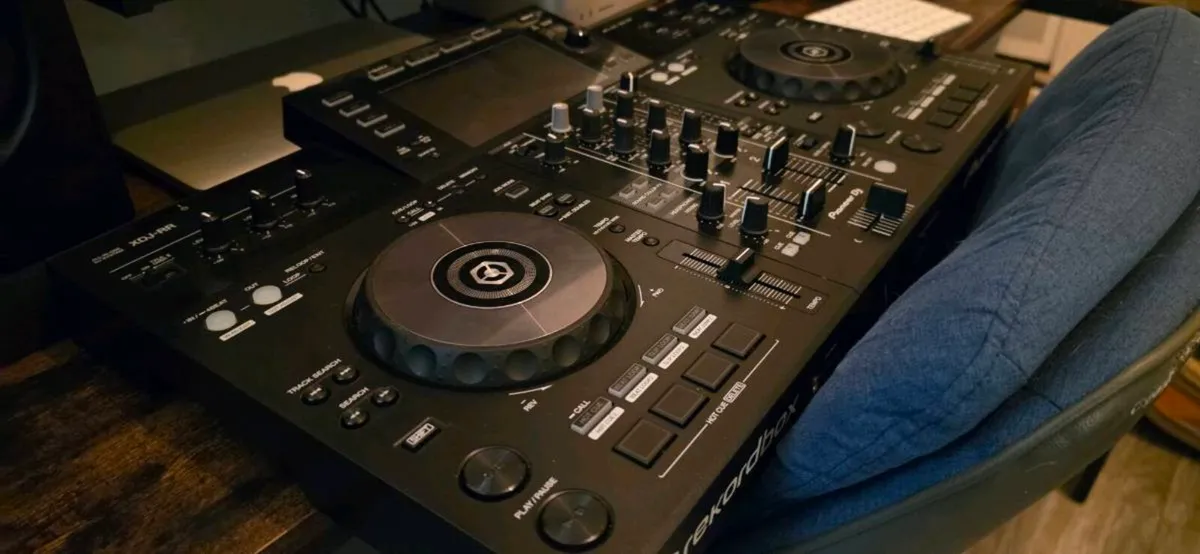 Pioneer DJ XDJ-RR DJ Controller - Image 4