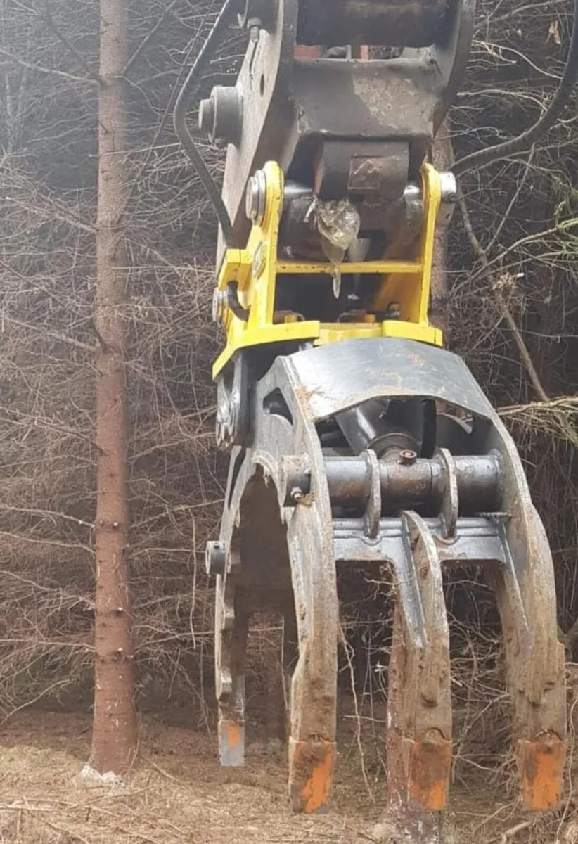 Demo Model- JDE 13T HYDRAULIC ROCK FINGER GRAB - Image 1