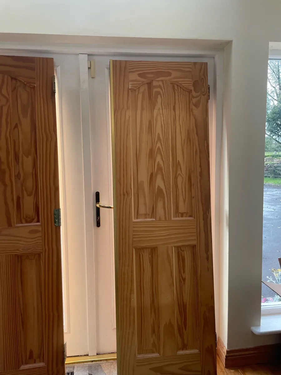 Solid Pine Doors - Image 2