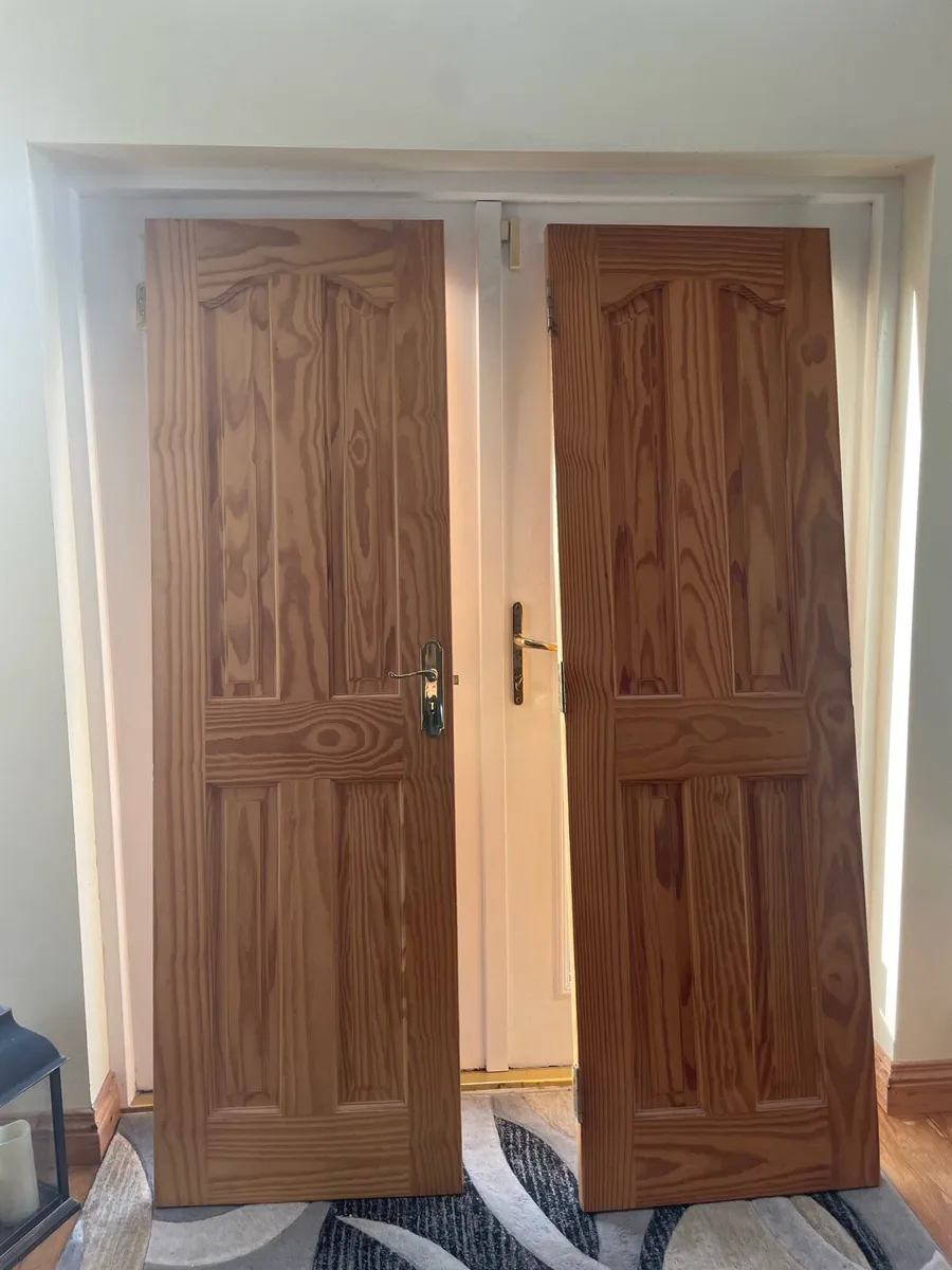 Solid Pine Doors - Image 4