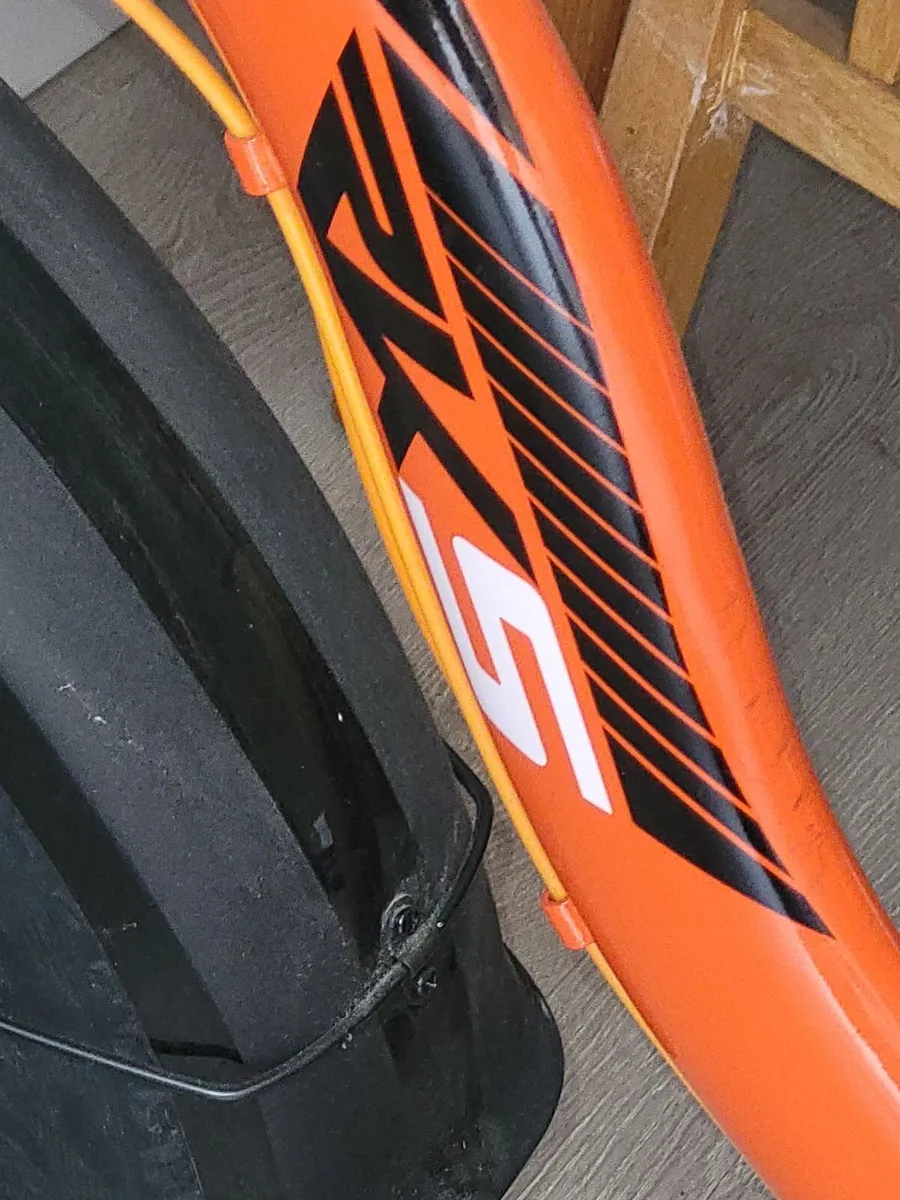 Electric bike - Image 3