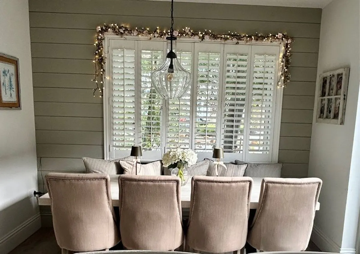 Dining table with bench  - Ventura - Image 3