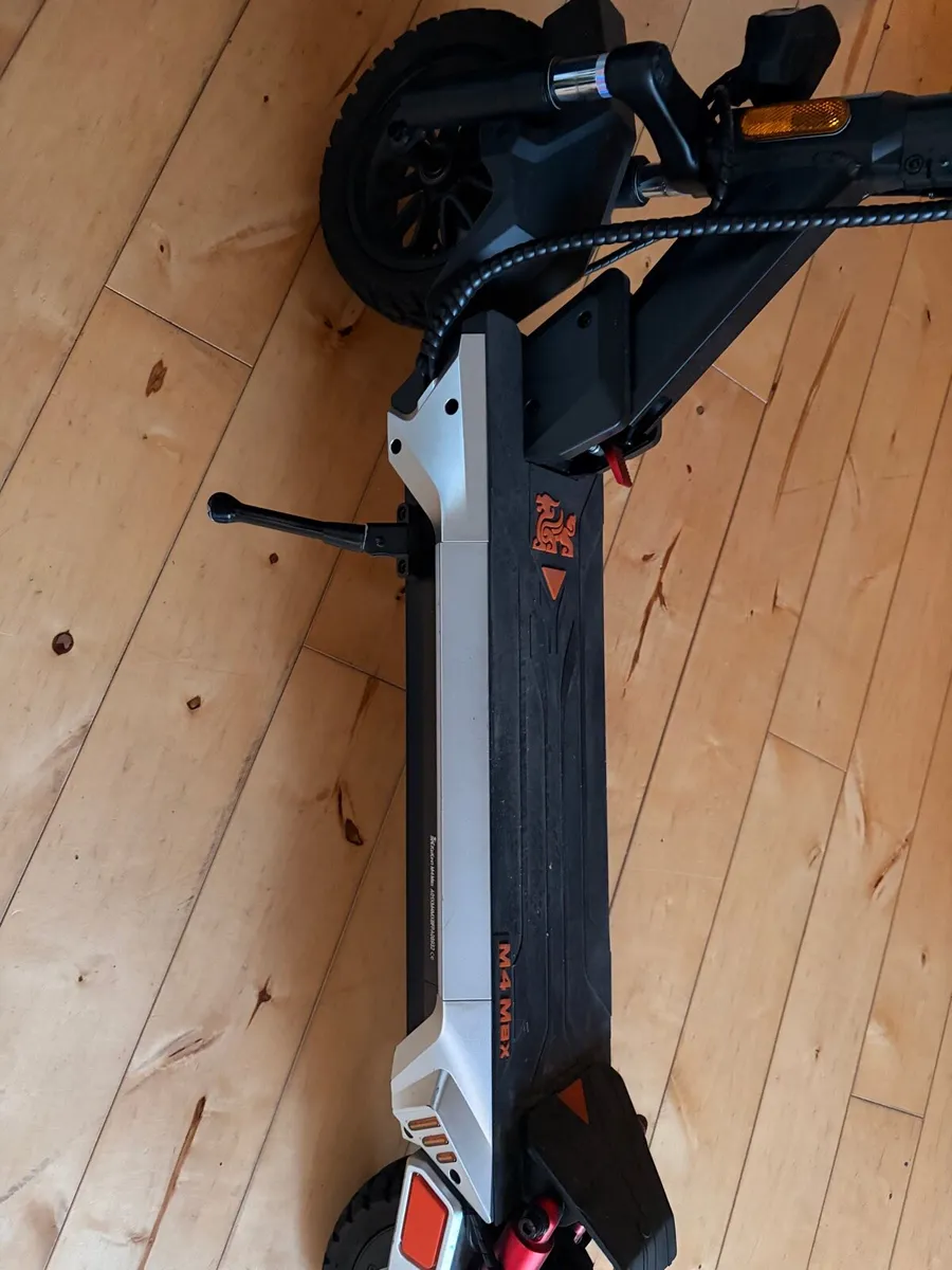 Kukirin Scooter - Image 2