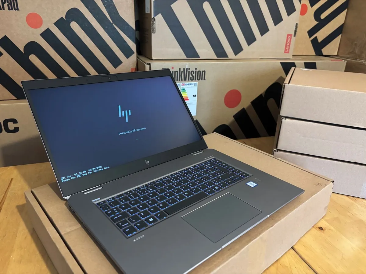 HP zBook Studio Slimline Workstations-32Gb-i7-Deli - Image 3