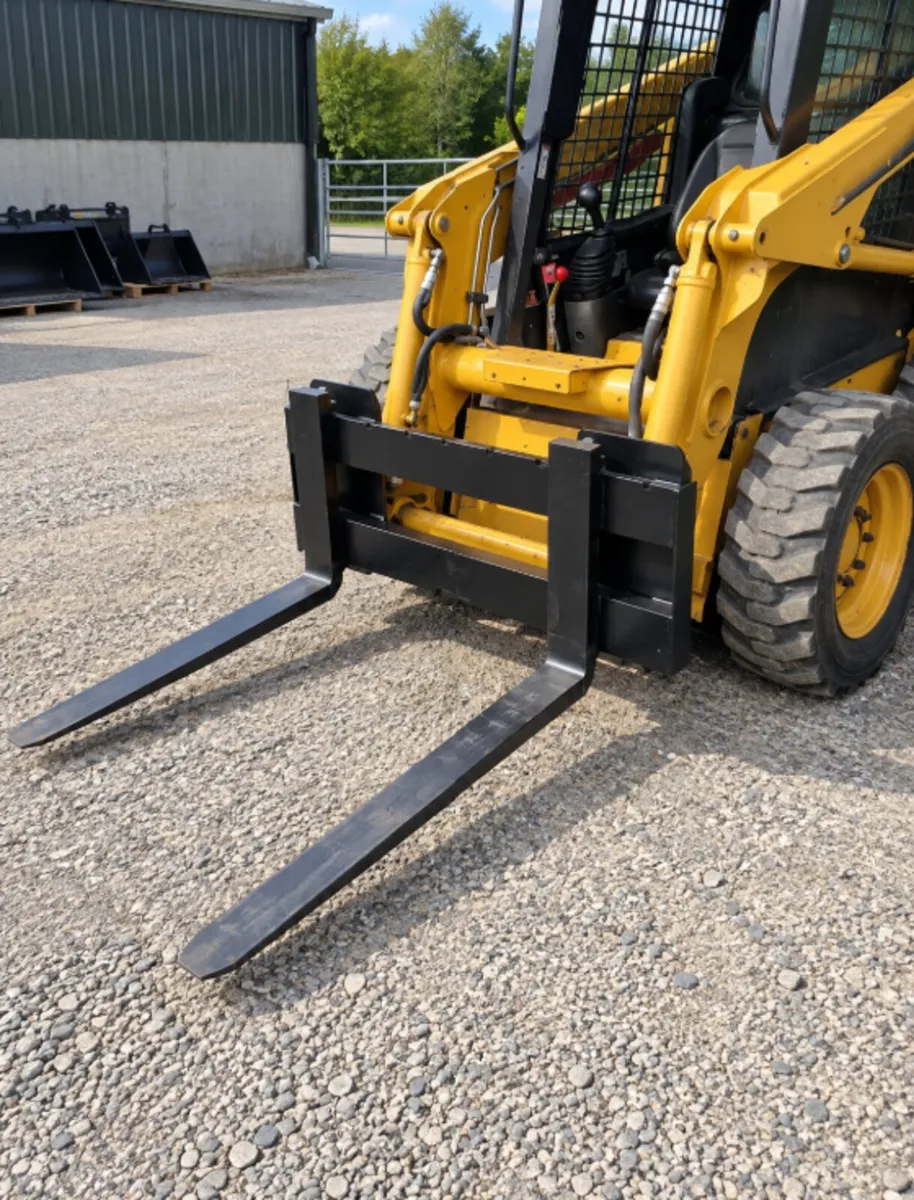 BIDDY PALLET FORKS – EXCAVATORS, LOADERS, TRACTORS - Image 4