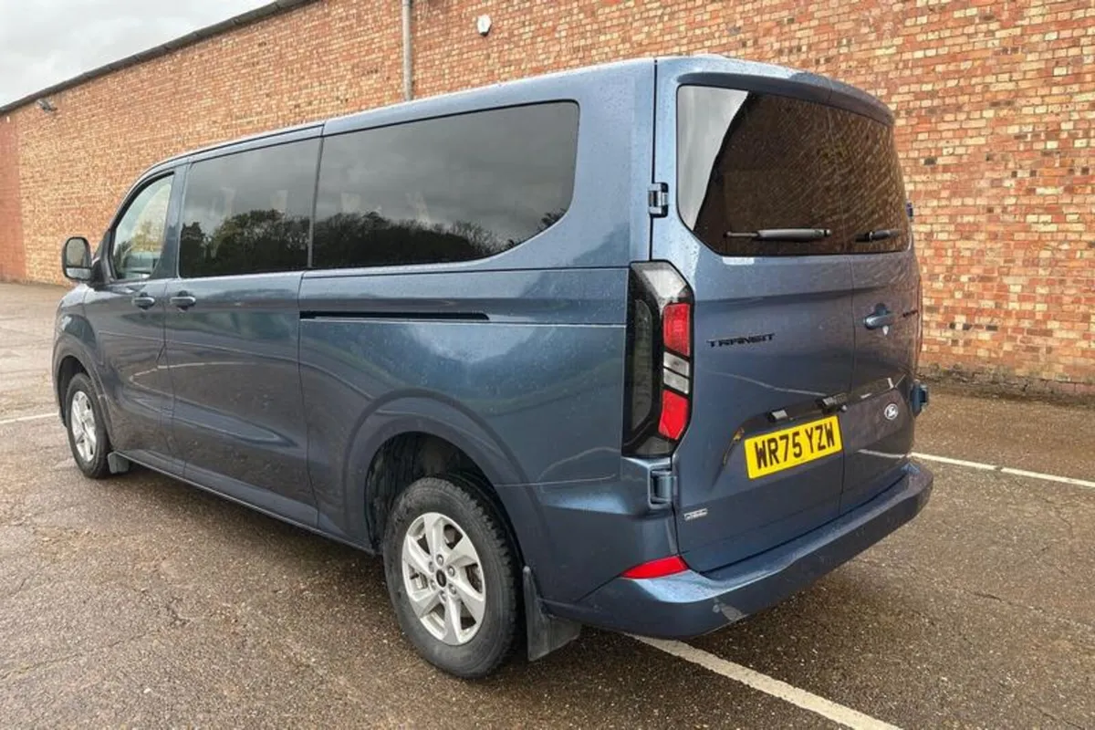 Ford Transit Custom 340 Limited AUTO L2 LWB 9 Seat - Image 2