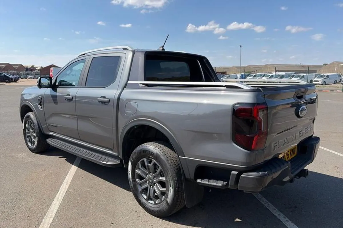 Ford Ranger Wildtrak AUTO 2.0 EcoBlue 205ps 4x4 Do - Image 2