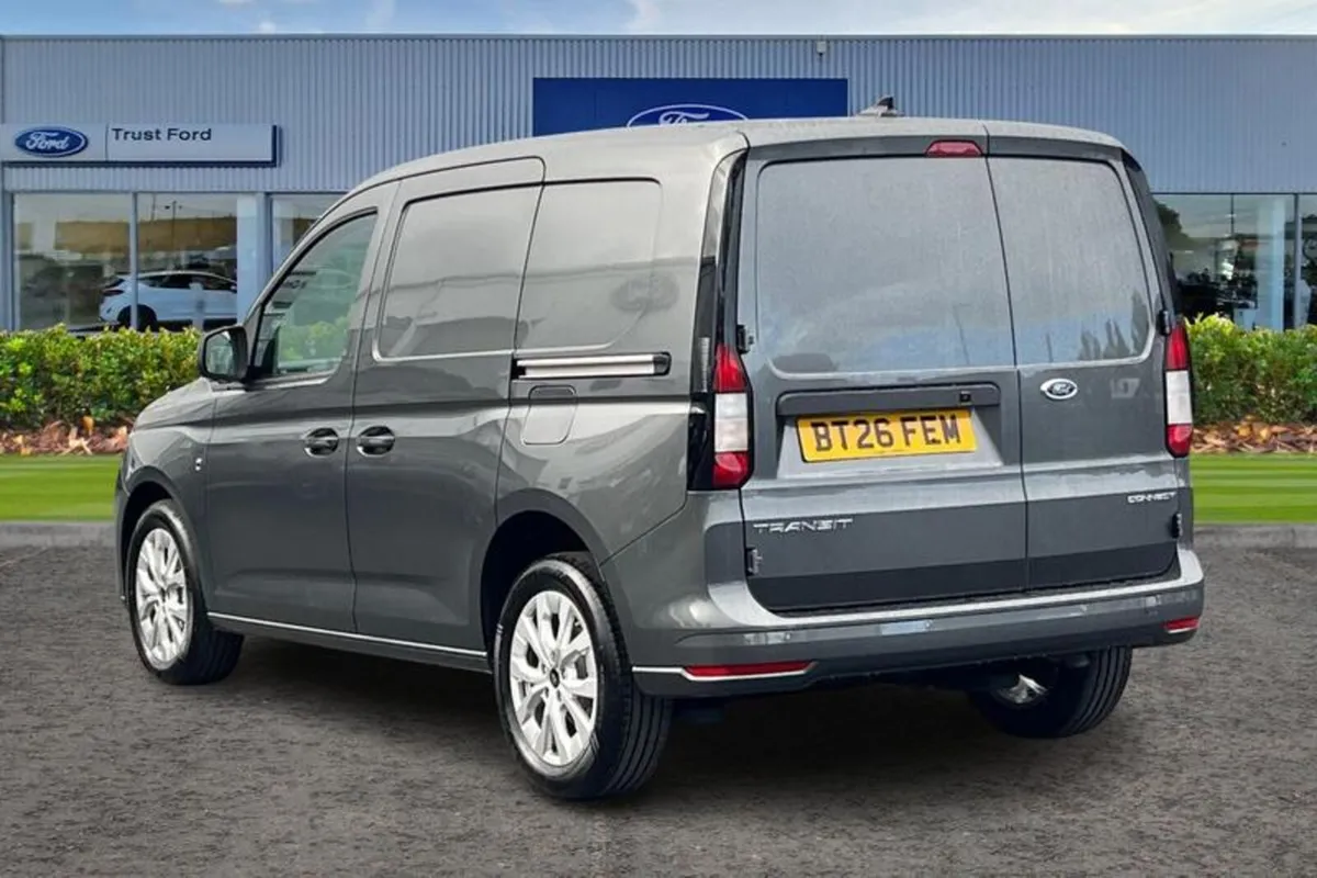 Ford Transit Connect 230 Limited AUTO L1 SWB 2.0 E - Image 2