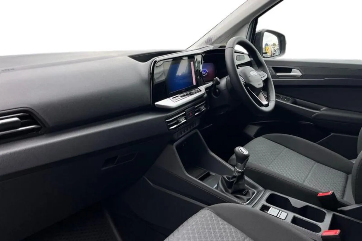Ford Transit Connect 220 Limited L1 SWB 2.0 EcoBlu - Image 3
