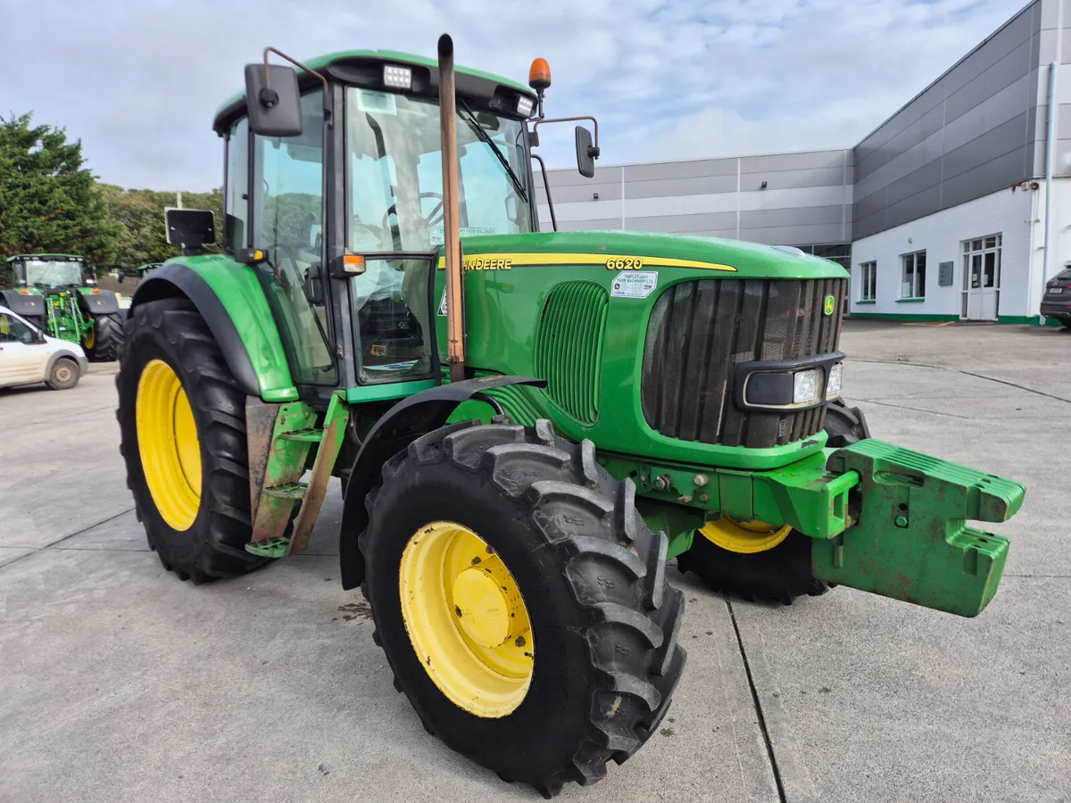 John Deere 6620 2004 - Image 1