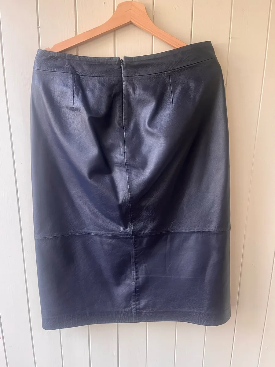 Pauline Costelloe Navy leather skirt - Image 2