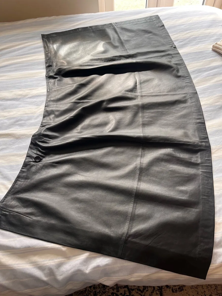 Pau Costelloe black leather wrap skirt - Image 4