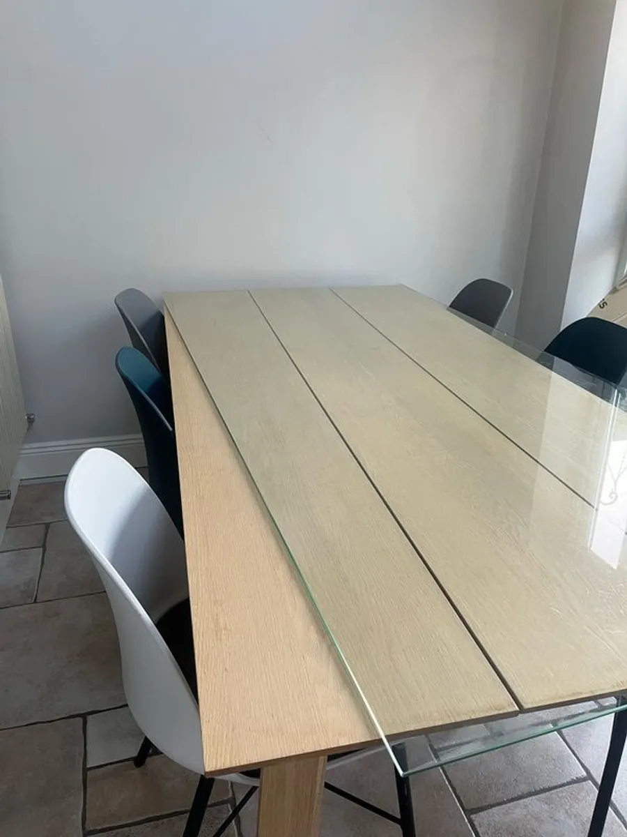 Dining table & six chairs - Image 4