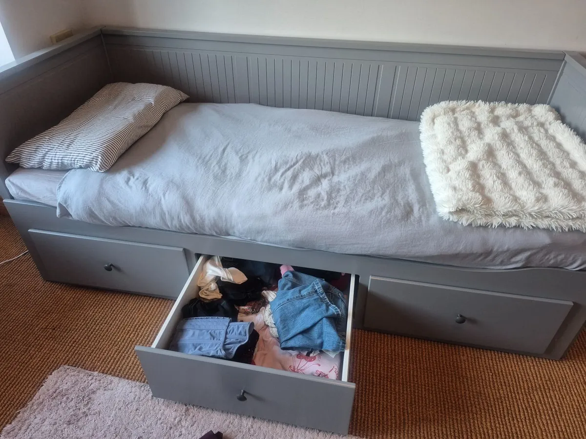 Hemnes Day bed - Image 2