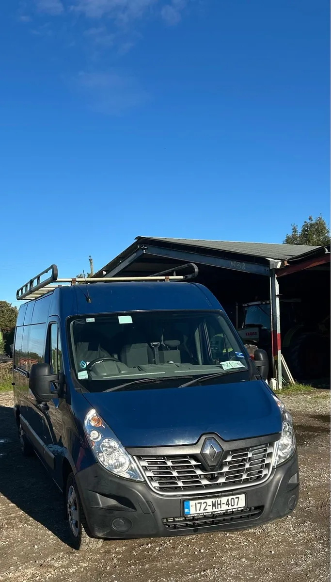 Renault Master crew cab - Image 1