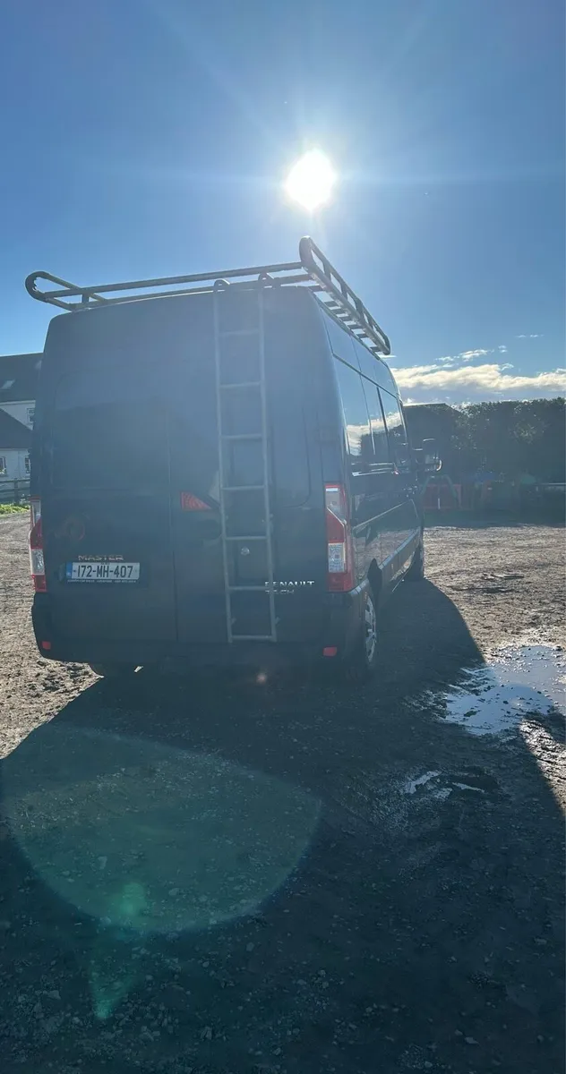 Renault Master crew cab - Image 3