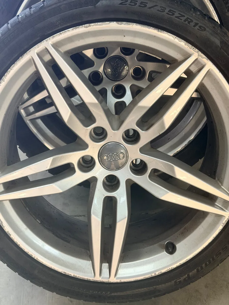 Audi A5 : A6 S Line Alloys & Tyres 19 Inch.