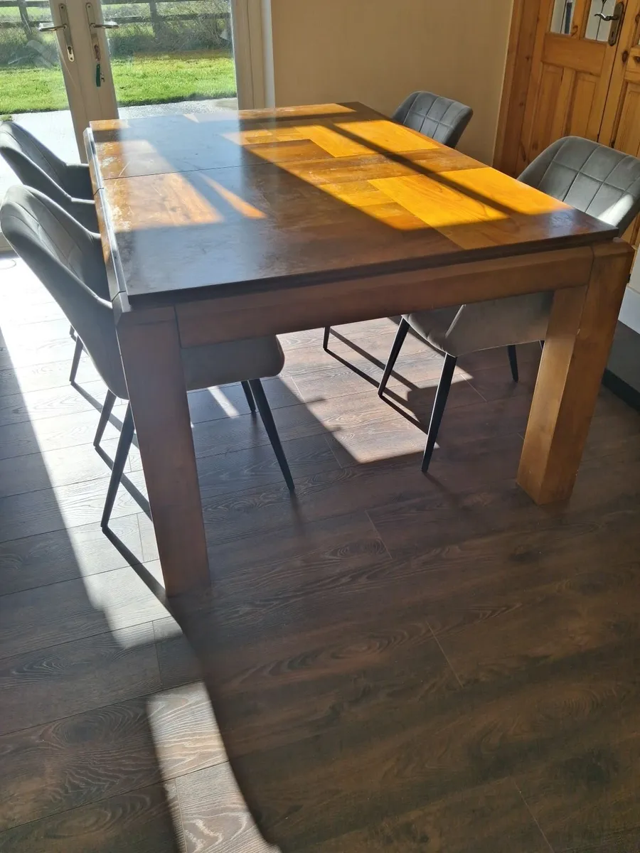 Dining Table - Image 3