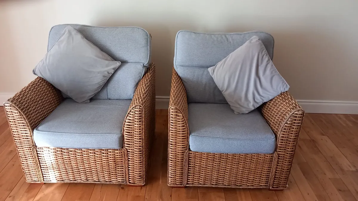 Conservatory set - Image 1