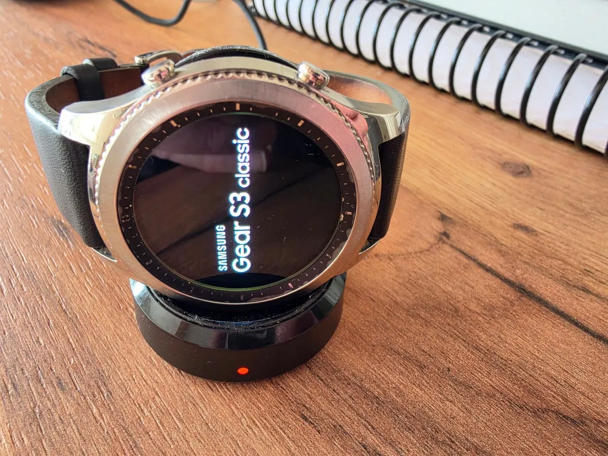 Samsung Gear S3 Classic Smartwatch - Silver - Image 1