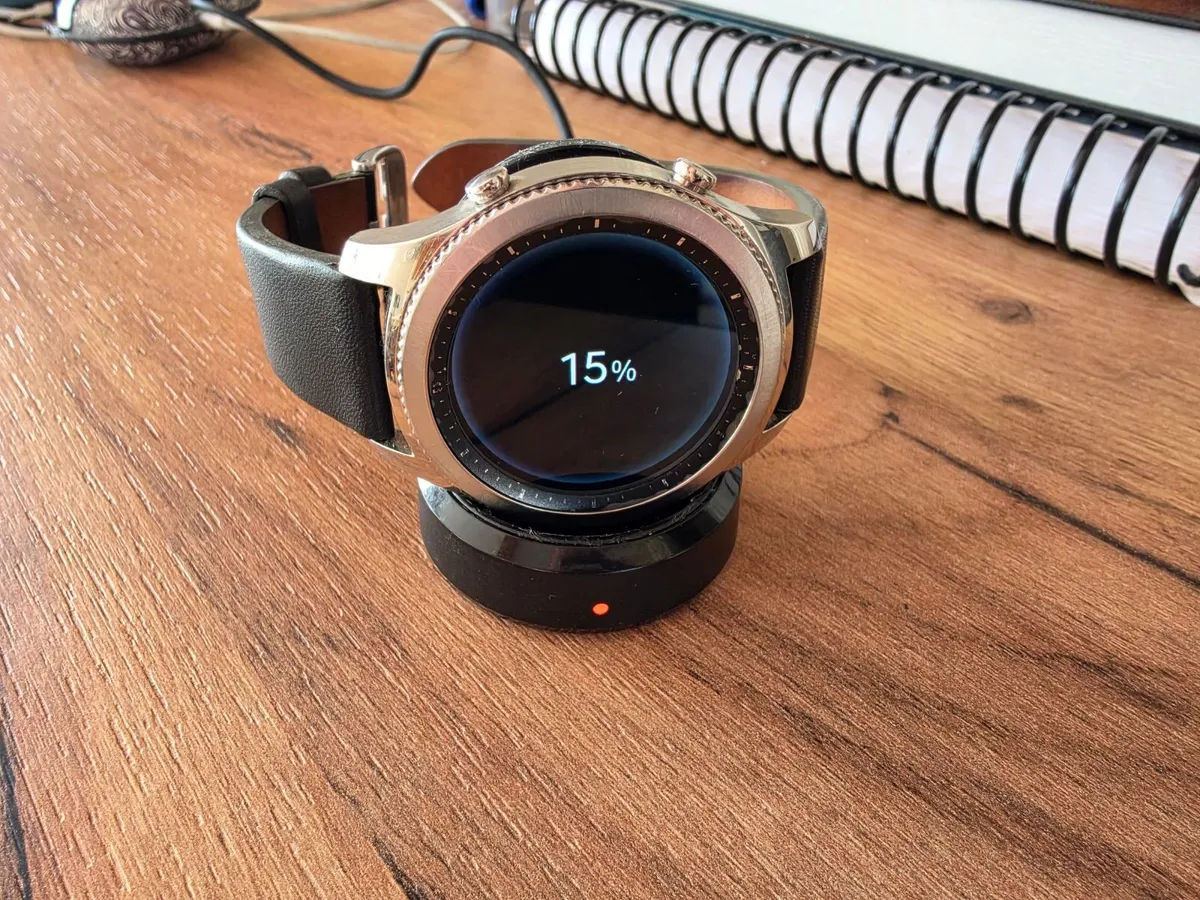Samsung Gear S3 Classic Smartwatch - Silver - Image 4