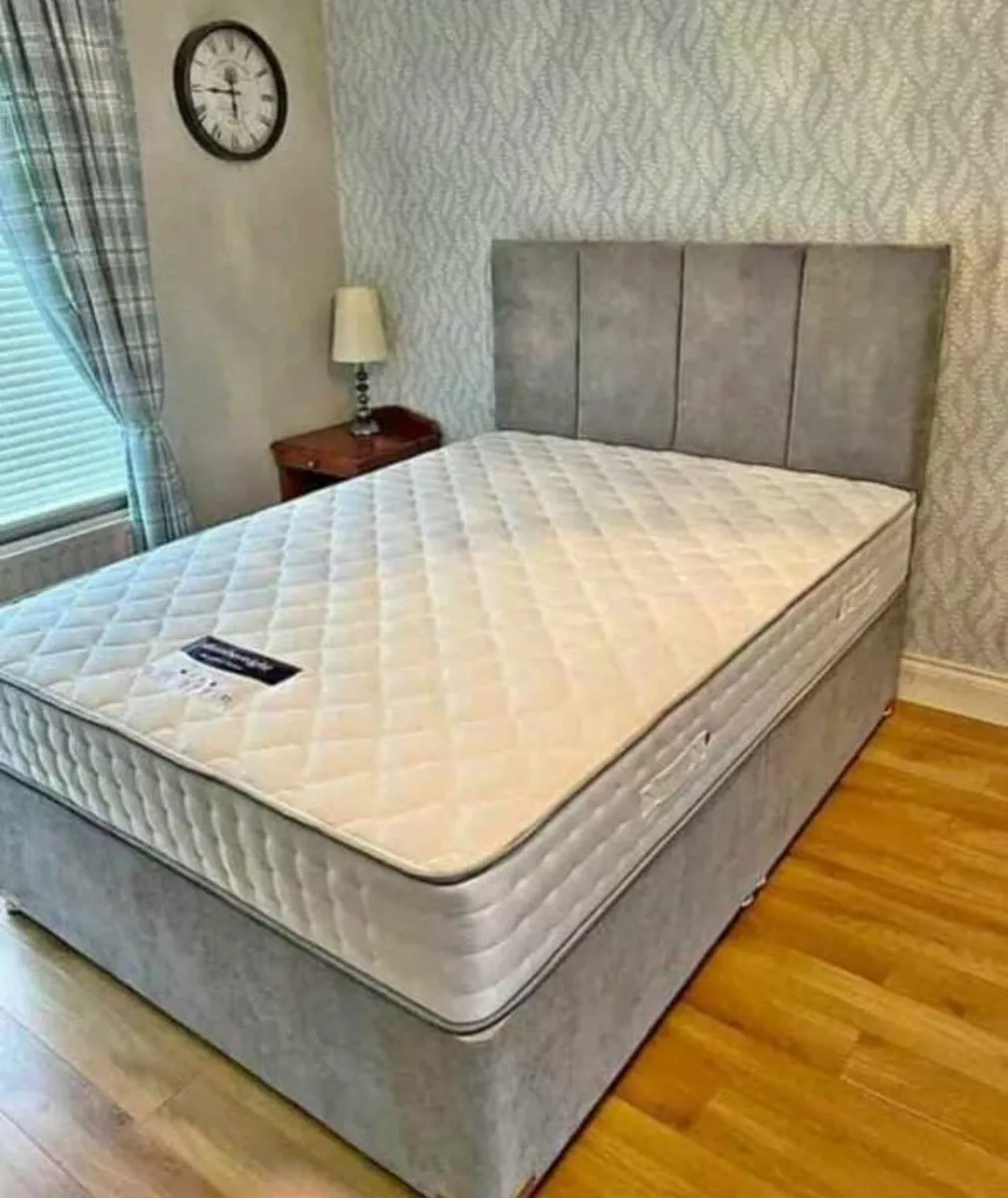 Bed and mattress - Image 3