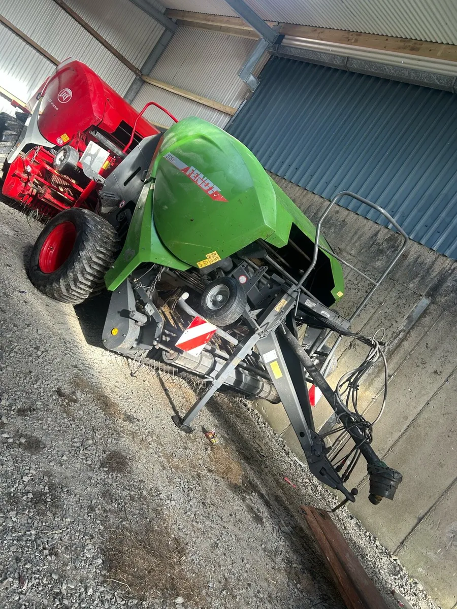Fendt baler - Image 1