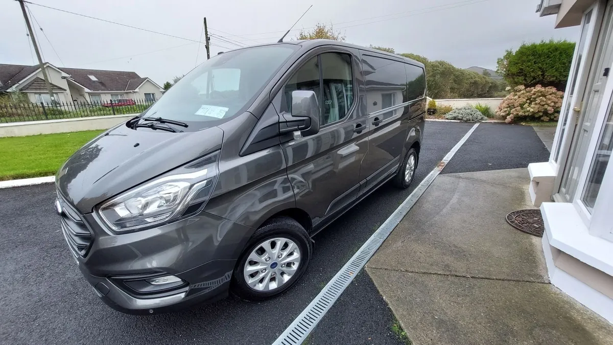 Ford Transit Custom 2.0 TDCI SWB  Trend model 2019 - Image 2