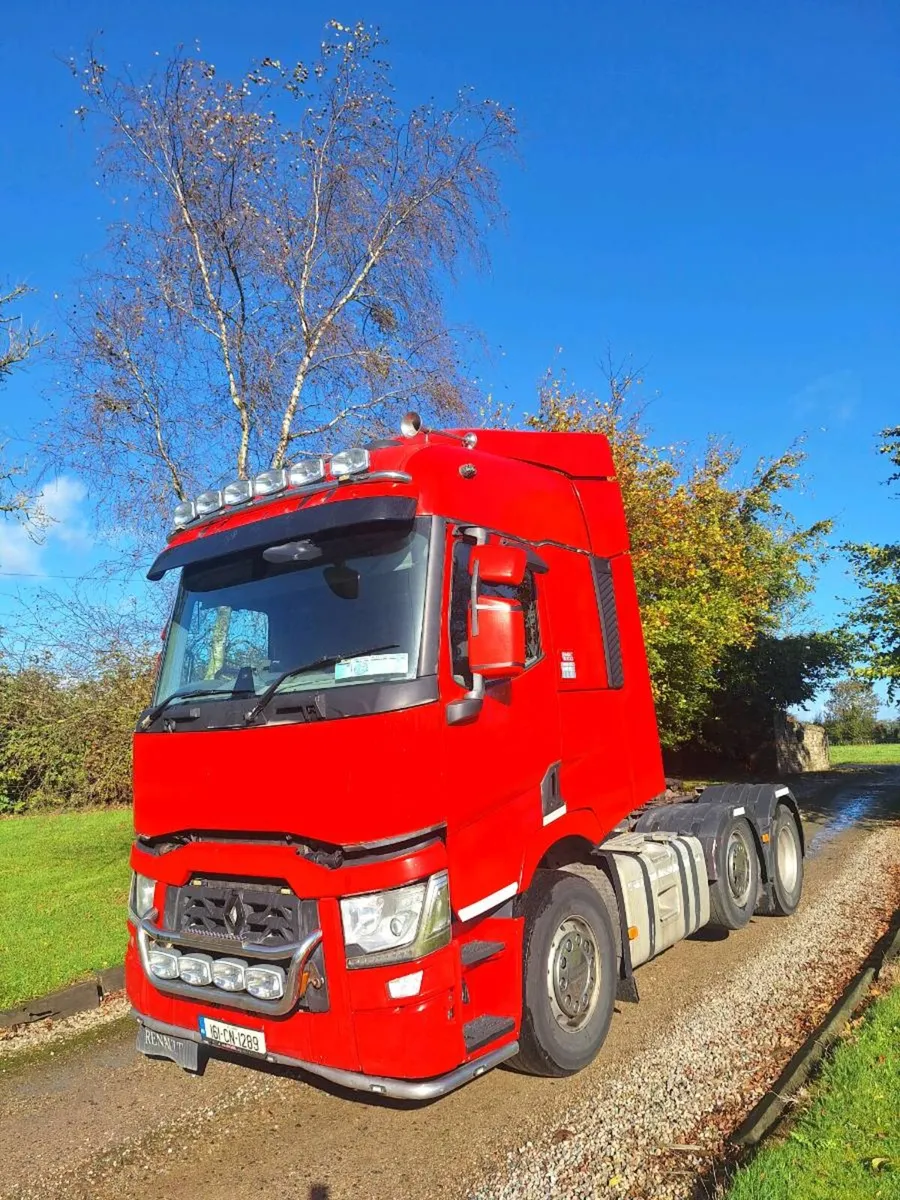 Renault T - Image 2