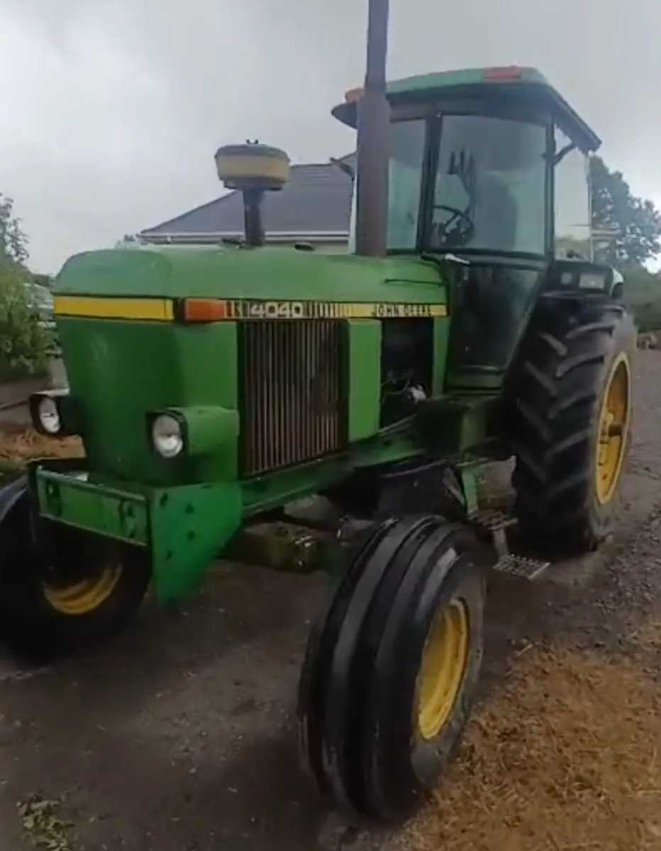 John deere 4040 - Image 3