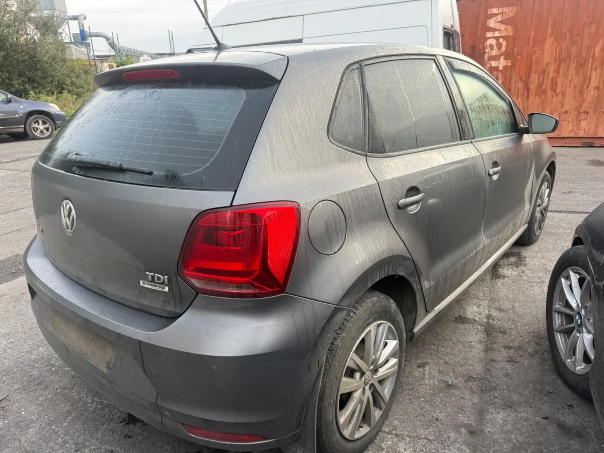 2016 VOLKSWAGEN POLO 1.4 D FOR BREAKING - Image 3